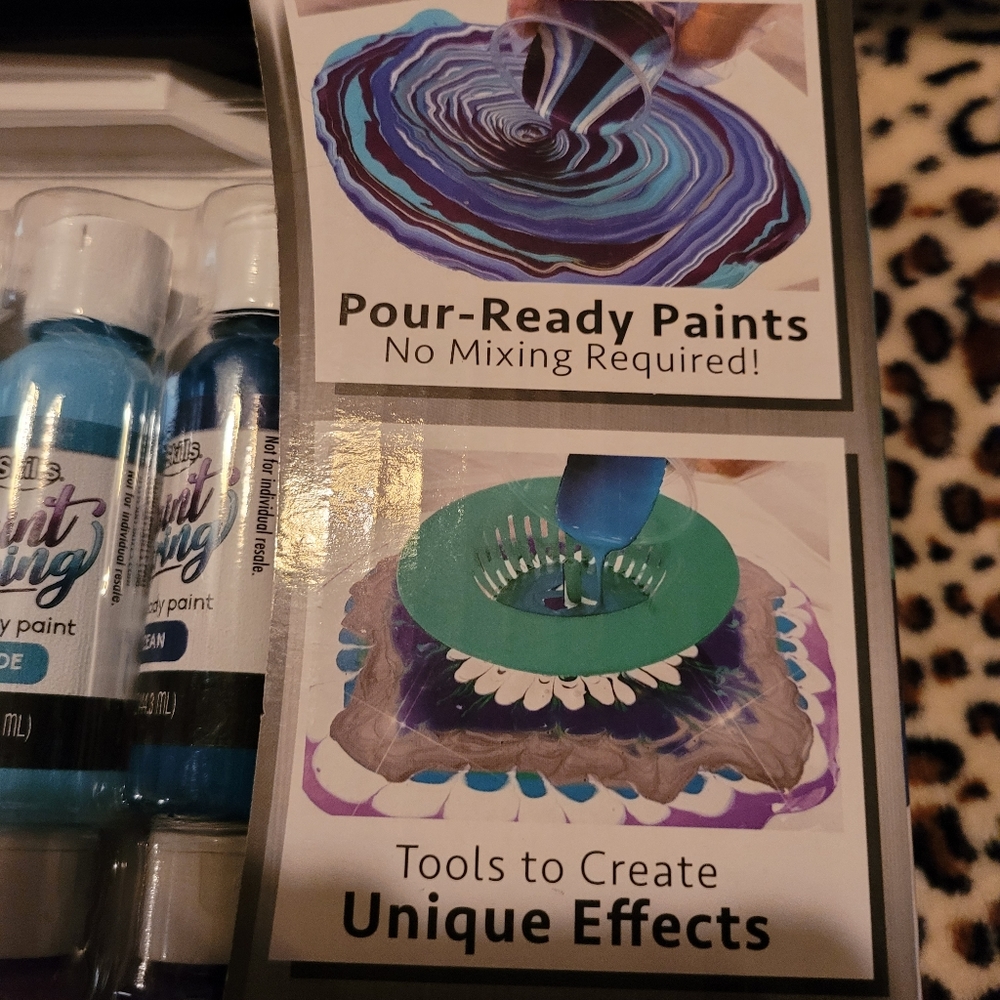 Paint Pouring Kit - Picture 6 of 6